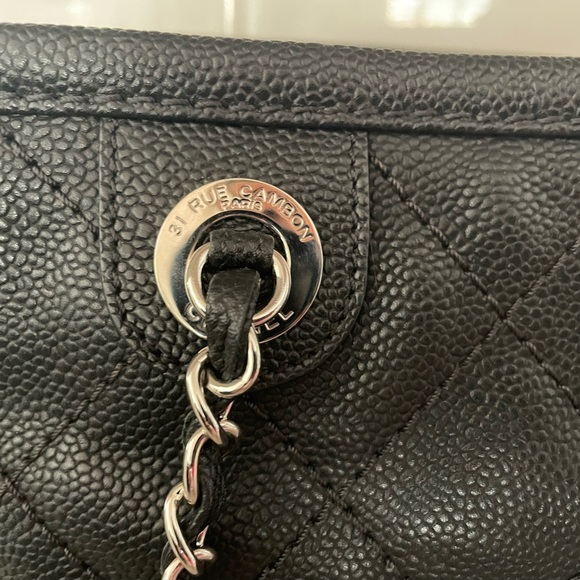 Channel caviar quilted tote, purse with matching pouchlette - Picture 3 of 16